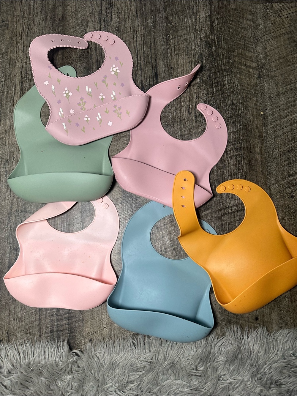 6-Piece Silicone Baby Bib Set – Pastel Colors